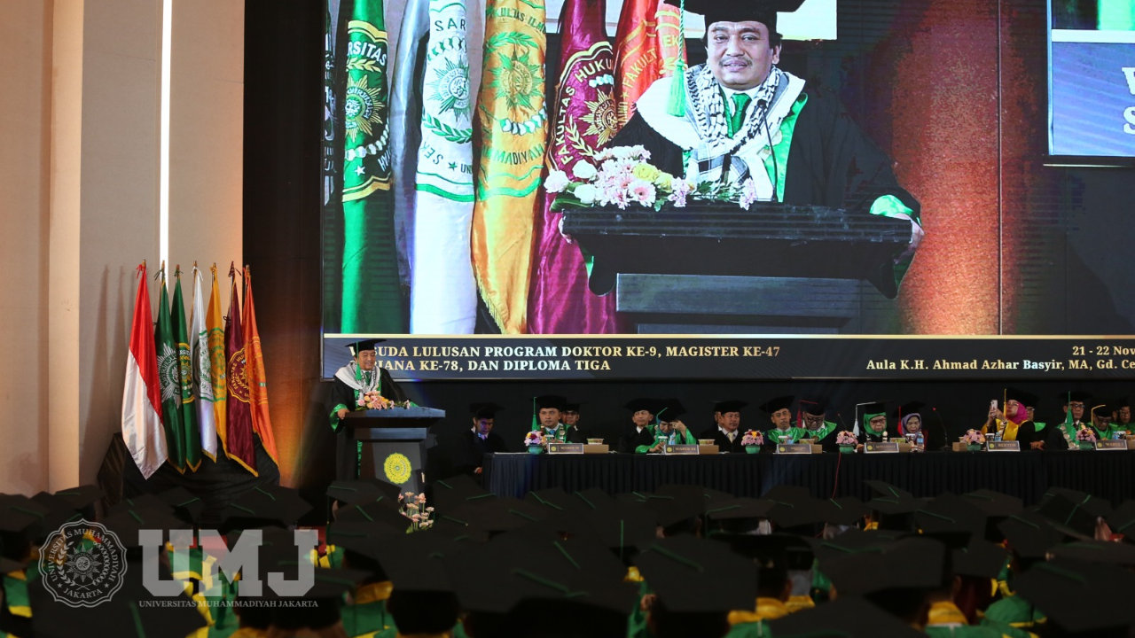 Gelar Wisuda Hari Pertama: UMJ Menuju Akreditasi Unggul